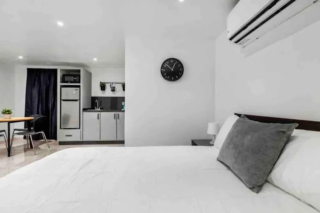 Marina Luxury Rooms #2 location